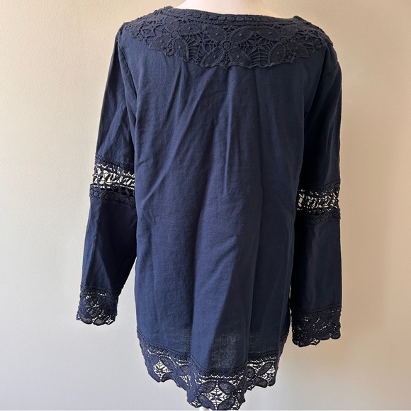 Lucy & Laurel Women’s size X Large Linen Blend Lace Tunic Long Sleeve Top Navy - Picture 2 of 10